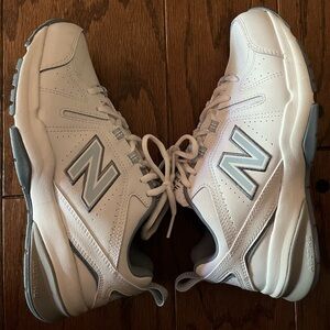 WX608v5 New Balance Shoes